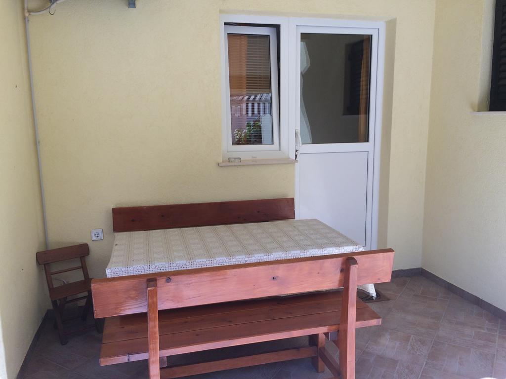 Apartment Kolundzic Novi Vinodolski Zimmer foto