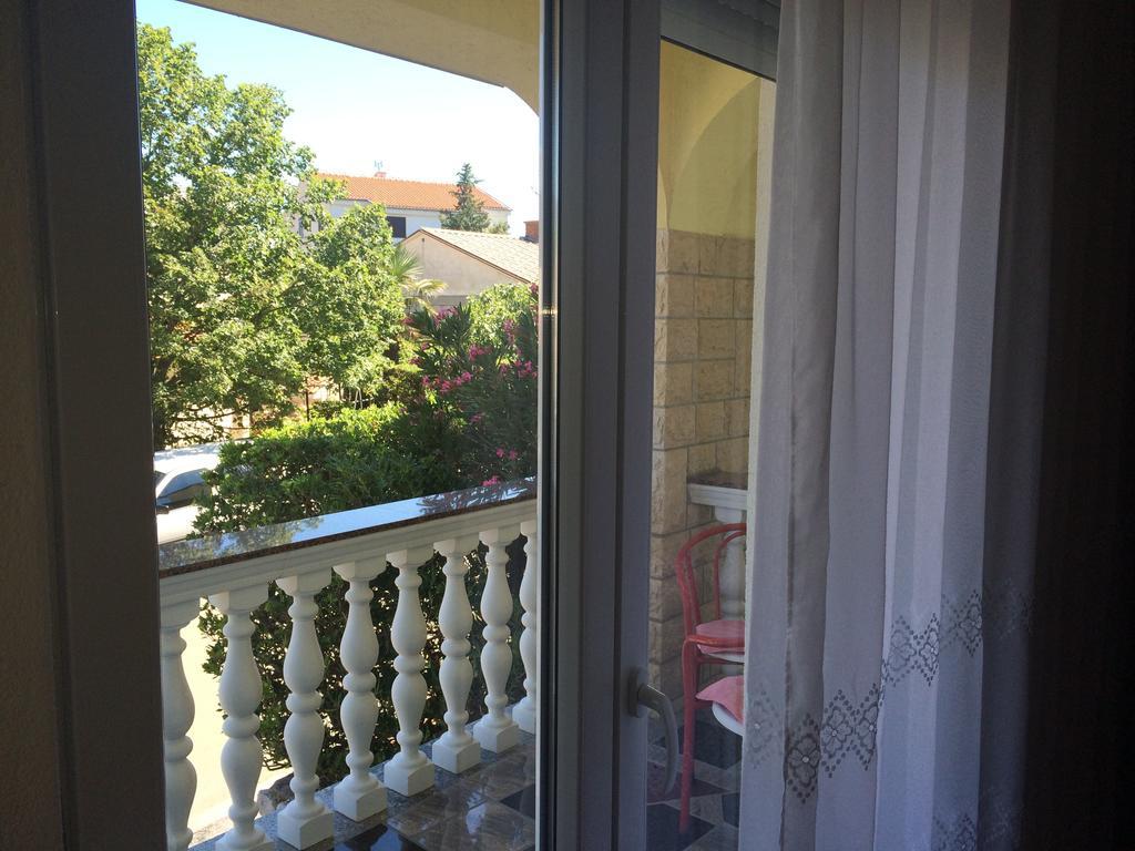 Apartment Kolundzic Novi Vinodolski Zimmer foto
